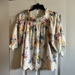 Pretty Floral Blouse by Entro